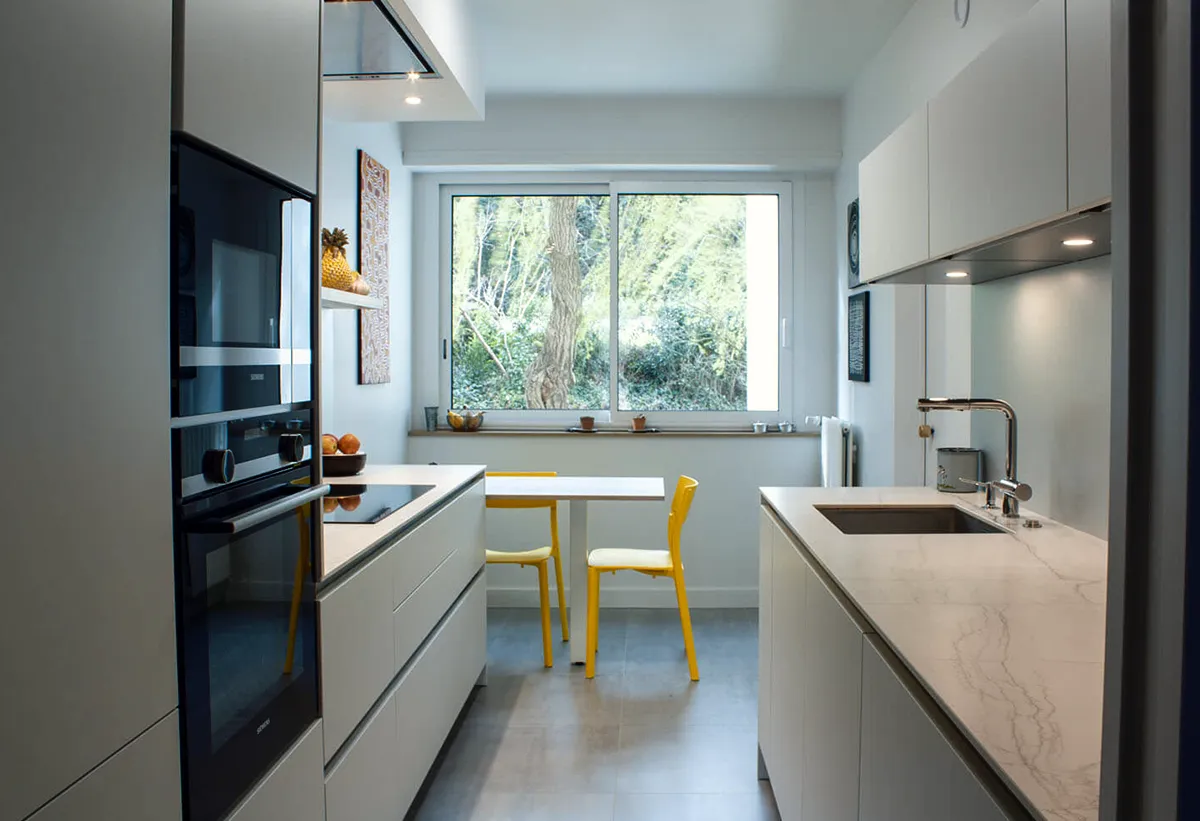 Decoraction Cuisine Sur Mesure Nantes Une Cuisine Amenagee Et Epuree Au Maximum 4